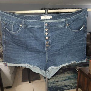 Torrid Blue Jean Raw Hem 6 Button Shorts Size 30